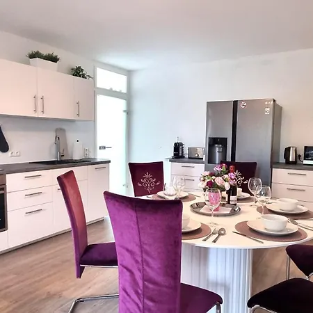 Cec-spezial, 2 Nebeneinander, Bis 12 Personen, Klimaanlage, Parkplaetze Appartement