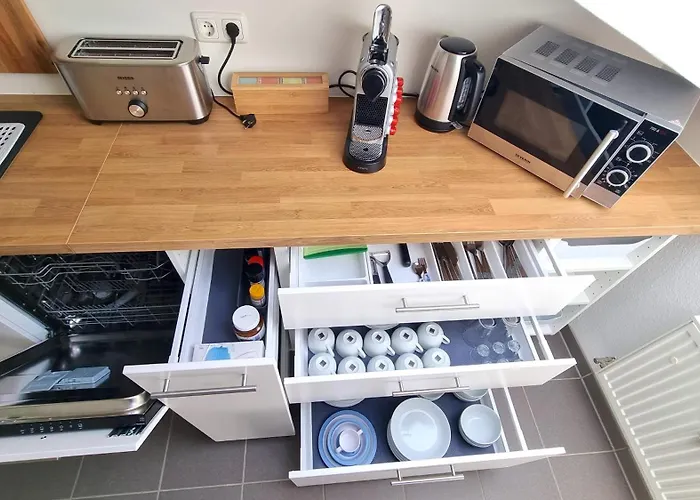 Cec-spezial, 2 Nebeneinander, Bis 12 Personen, Klimaanlage, Parkplaetze